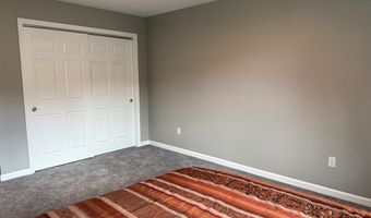 116 Weeping Willow Dr, Abingdon, VA 24210
