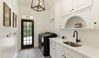 2190 Blackheath Trce, Alpharetta, GA 30005