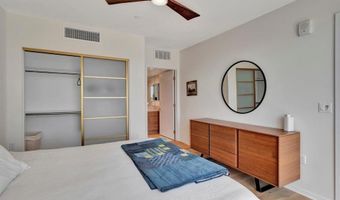 3097 Madison St 402, Carlsbad, CA 92008