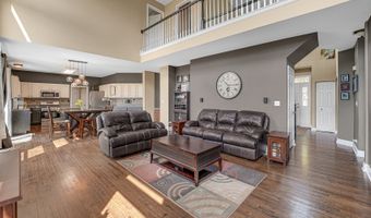 2316 Loop Rd, Algonquin, IL 60102