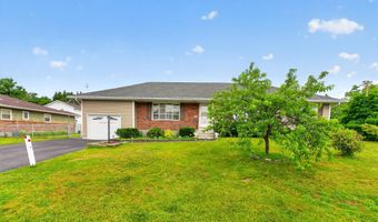 4 Marietta Dr, Albany, NY 12205