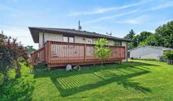 601 Pleasant View Dr, Aurora, IN 47001