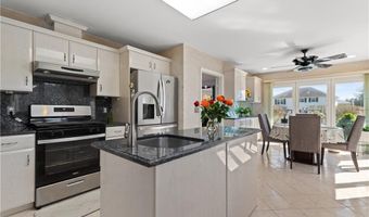 27 Alpine Estates Dr, Cranston, RI 02921