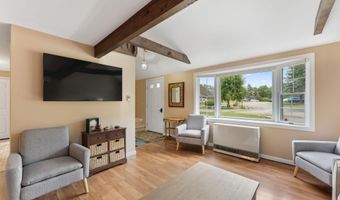 2 Cortland Cir, Bangor, ME 04401