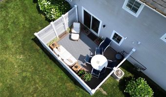 406 Corey Ln, Middletown, RI 02842