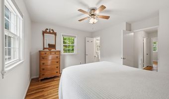 5004 LINETTE Ln, Annandale, VA 22003
