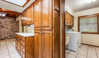 35 Fenchurch Dr, Bella Vista, AR 72715