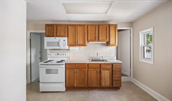 16 Beloit Ave, Audubon, NJ 08106
