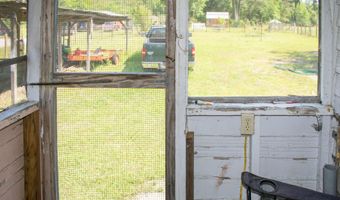 281 Bridge St, Branchville, SC 29432