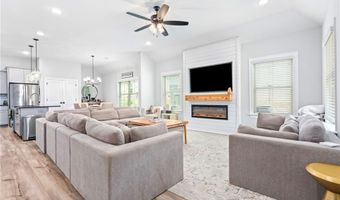 1953 ARMISTEAD Ln, Auburn, AL 36830