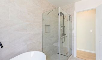 1956 N Roosevelt, Altadena, CA 91001