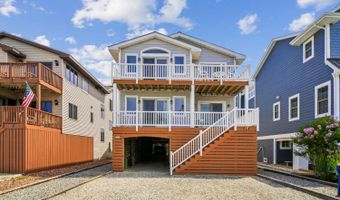 214 2ND St, Bethany Beach, DE 19930