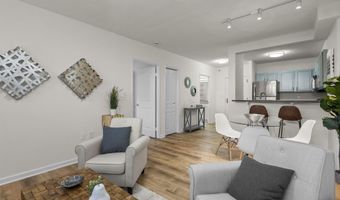 7111 WOODMONT Ave 108, Bethesda, MD 20815