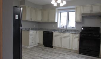 77 Seventh St, East Providence, RI 02914