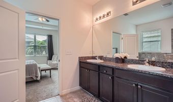 6307 SHADOWLAKE Dr, Apollo Beach, FL 33572