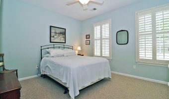 64 Heritage Point Blvd, Barnegat, NJ 08005