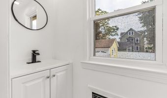 123 Harlem Ave, Bridgeport, CT 06606