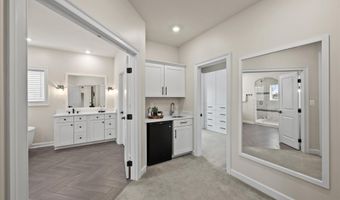 41122 CLEARFIELD MEADOW Dr, Aldie, VA 20105