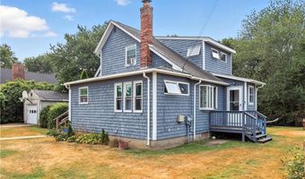 69 Longview Dr, Narragansett, RI 02882