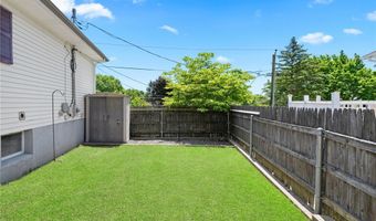 28 Fairview Ave, Cumberland, RI 02864