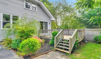 29 Firglade Ave, East Providence, RI 02915