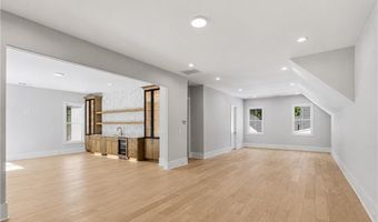 205 Shady Grove Ln, Alpharetta, GA 30009
