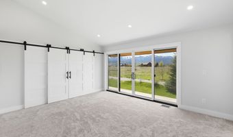 85 COLUMBINE St, Alpine, WY 83128
