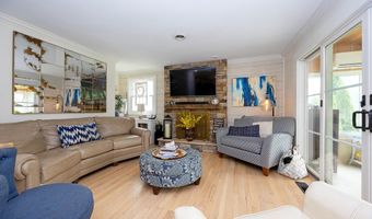 859 Country Club Ln, Ashland, OH 44805
