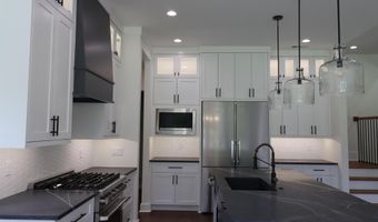 3076 Avilla Manor Trl, Alexander, AR 72002