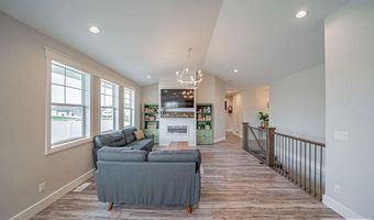 4878 Torcello Dr, Ammon, ID 83406