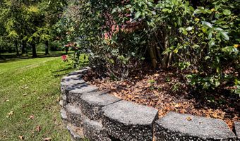507 Meadowlane Dr, Aberdeen, MS 39730