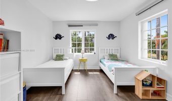 3015 NE 208th St 3015, Aventura, FL 33180