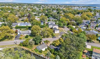7 Swartout Pl, Amityville, NY 11701
