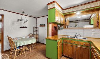 918 Columbia, Algonac, MI 48001
