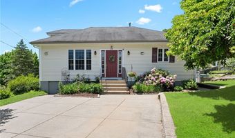28 Fairview Ave, Cumberland, RI 02864