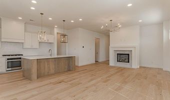 908 Sandpiper Dr, Aledo, TX 76008