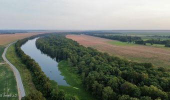Bolivar Road, Benoit, MS 38725