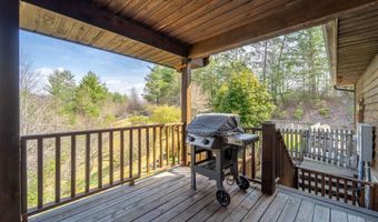 750 Double Springs Dr, Almond, NC 28702