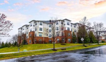 14241 KINGS CROSSING Blvd #205, Boyds, MD 20841