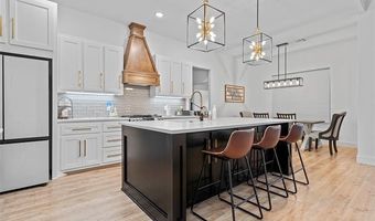 1013 Prairie View Rd, Ardmore, OK 73401