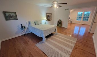 12 FOXVIEW Cir, Hockessin, DE 19707