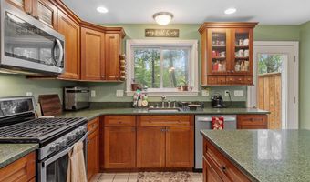 317 Old Concord Tpke 1, Barrington, NH 03825