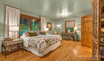 165 Leighway Ln, Banner Elk, NC 28604