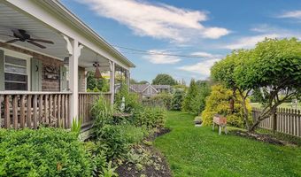 50 Cole St, Jamestown, RI 02835