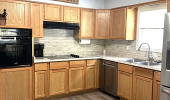 107 E 13 St, Atlantic, IA 50022