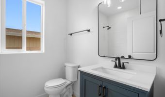 236 Sunrise Bluffs Dr, Belen, NM 87002