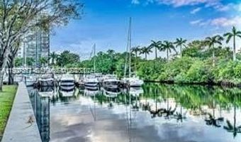 3401 N Country Club Dr 206, Aventura, FL 33180