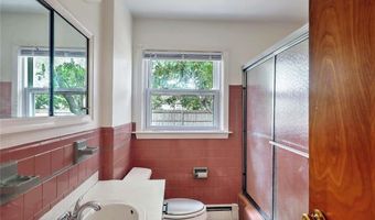 248 Don Ave, East Providence, RI 02916