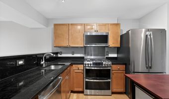 1455- B N VAN DORN St, Alexandria, VA 22304