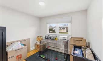 31 Charles St, North Kingstown, RI 02852